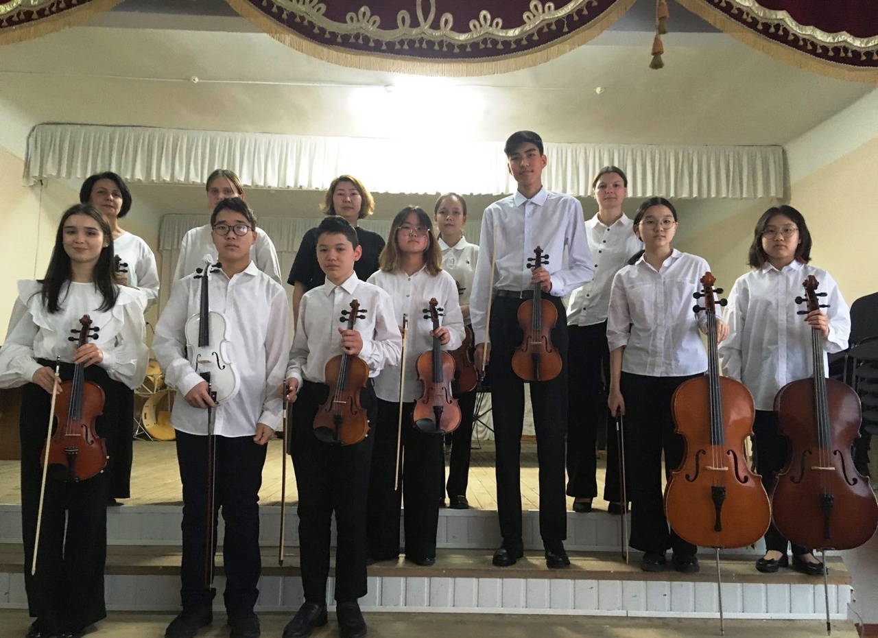 Поздравляем победителей I Тверского открытого конкурса исполнителей на струнно-смычковых инструментах "Юный маэстро"!